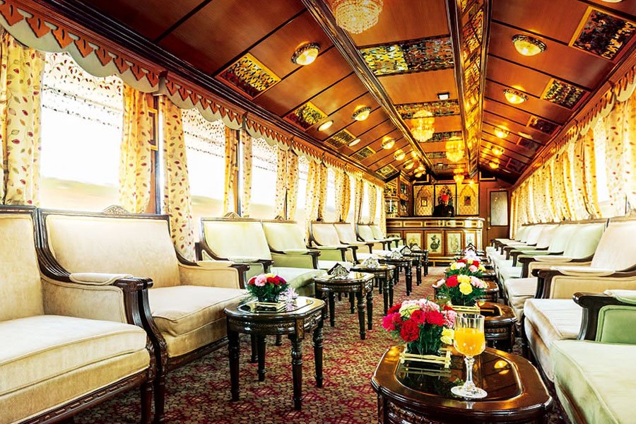 palace-on-wheels train