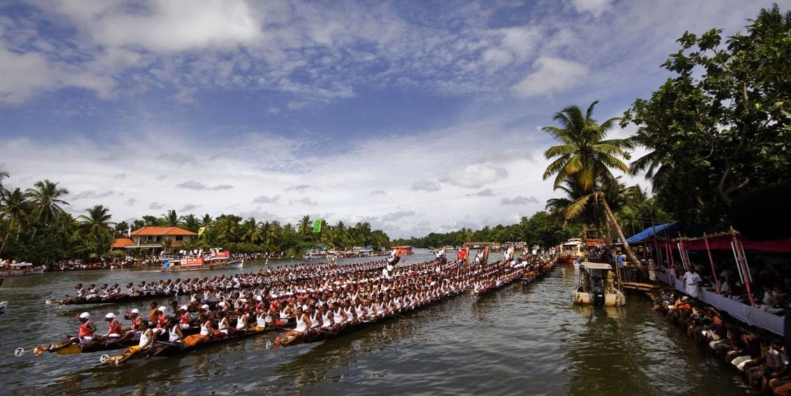 Snake Boat Racing