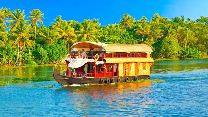 Exclusive Travel Experiences in India - Kerala Luxury Houseboat Journey