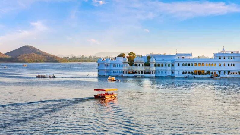 Lake pichola