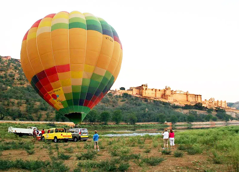 hot-air-balloon-safari-jaipur-fort-large