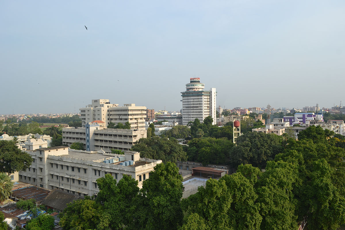 1200px-View_of_Patna_city_from_the_top_of_Golghar
